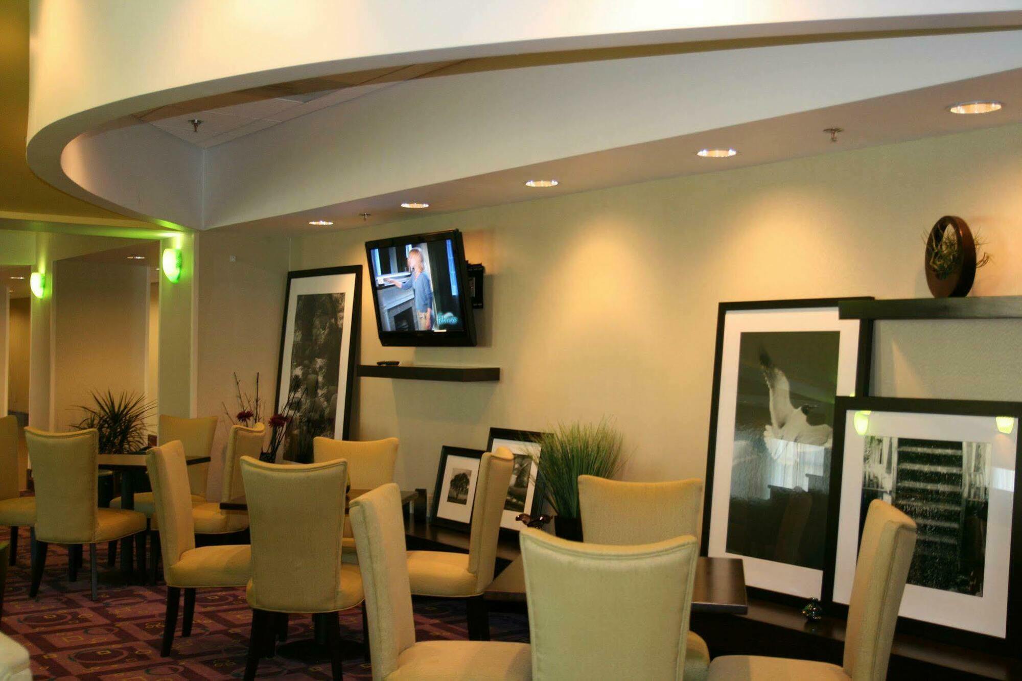 แฮมป์ตัน อินน์ ริชมอนด์ เซาท์ ร้านอาหาร รูปภาพ
